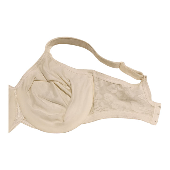 Wacoal Bra Awareness - Picture 5 of 12